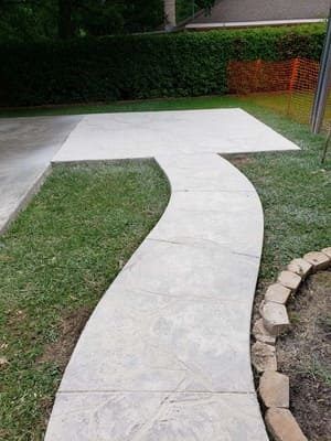 Residential Concrete Pathway