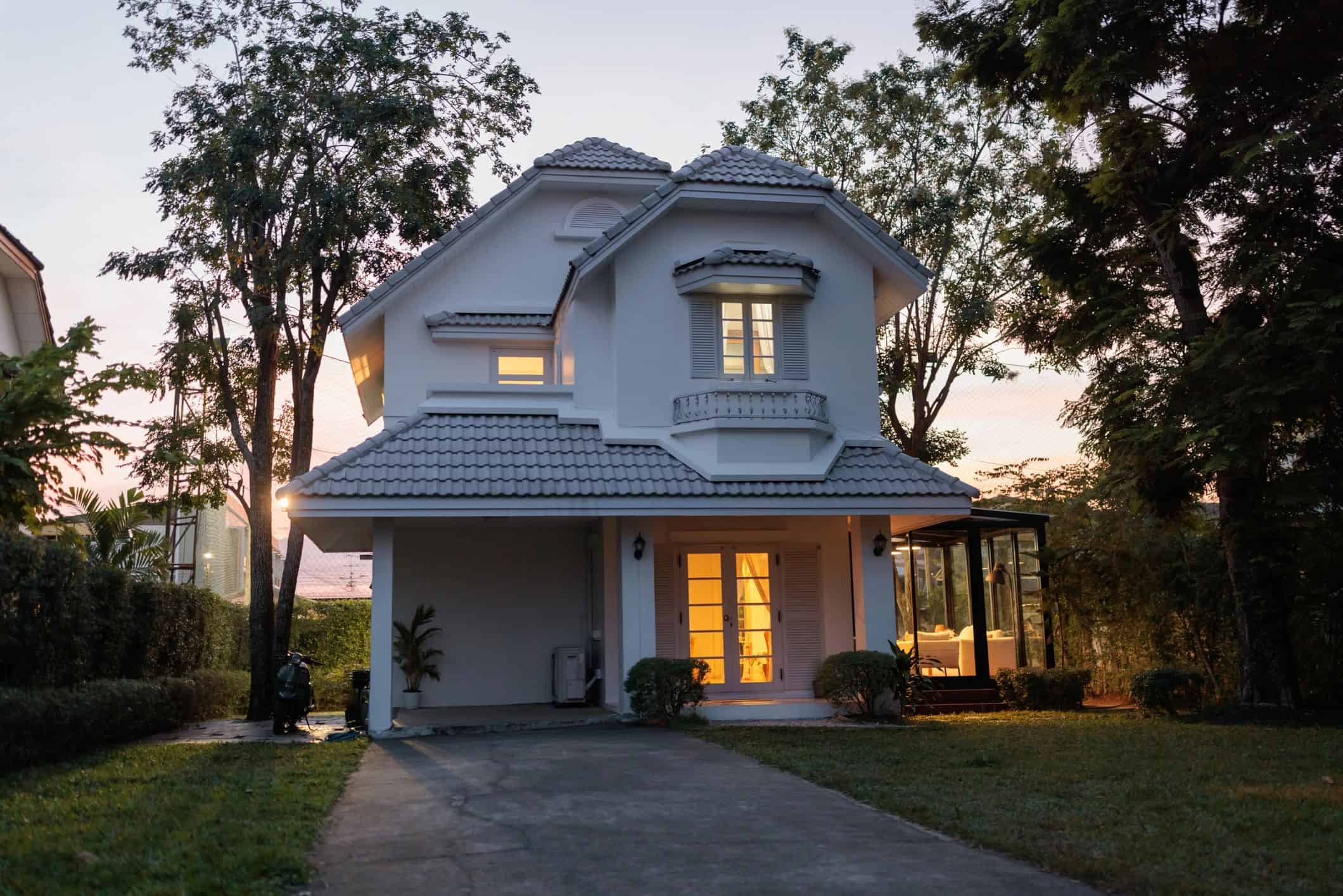 Residential home exterior suitable for a second story addition
